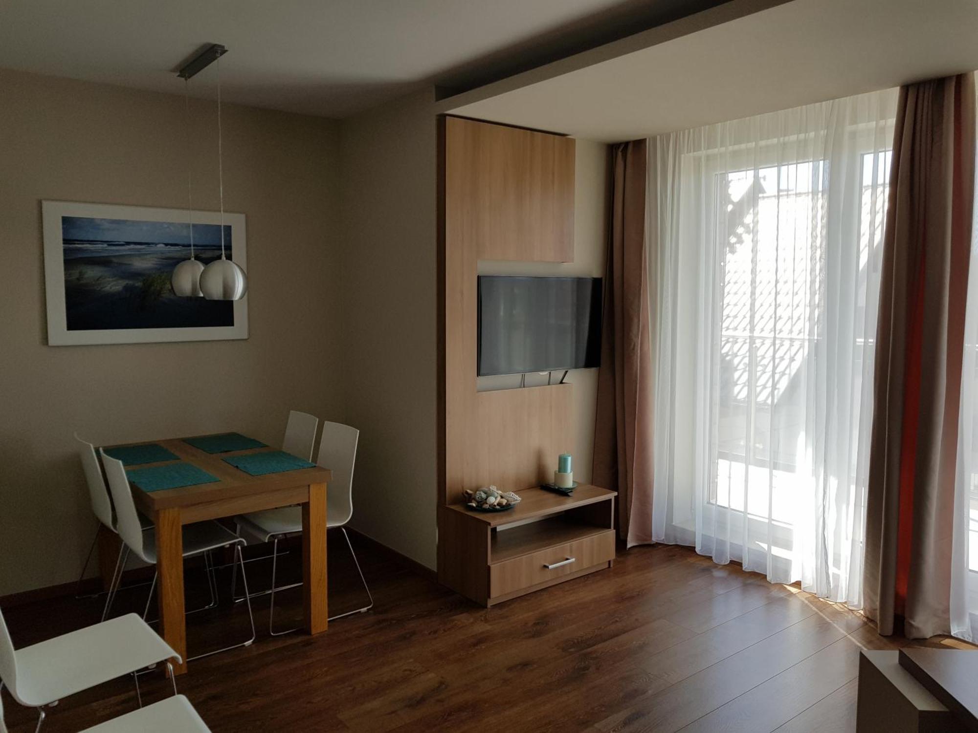 Marina Jastarnia Apartamenty W Budynku Z Basenem Room photo