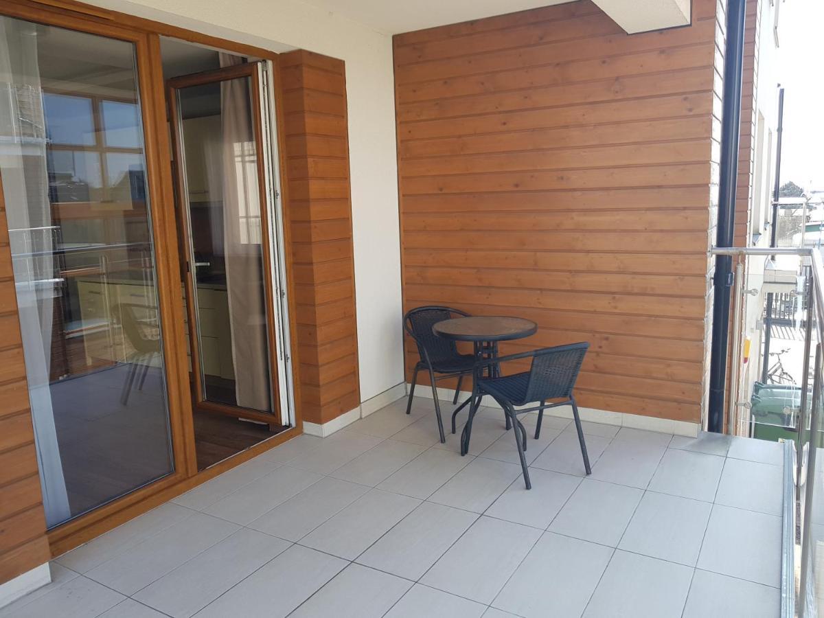 Marina Jastarnia Apartamenty W Budynku Z Basenem Exterior photo